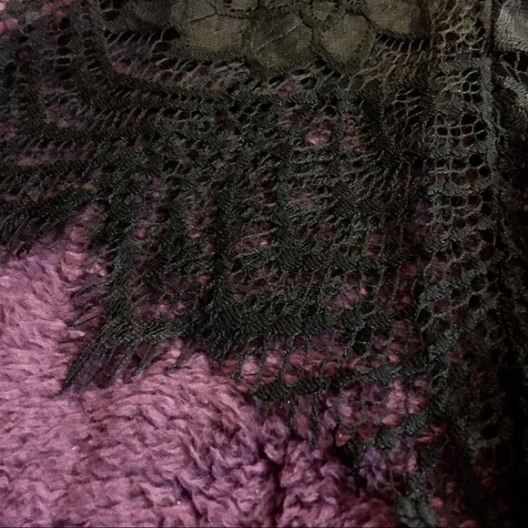 Off-Shoulder Dress - Picture 7 of 8